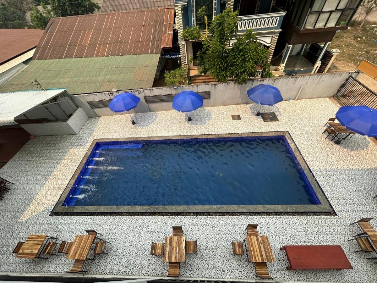 Vang Vieng Backpackers Hostel Exteriér fotografie