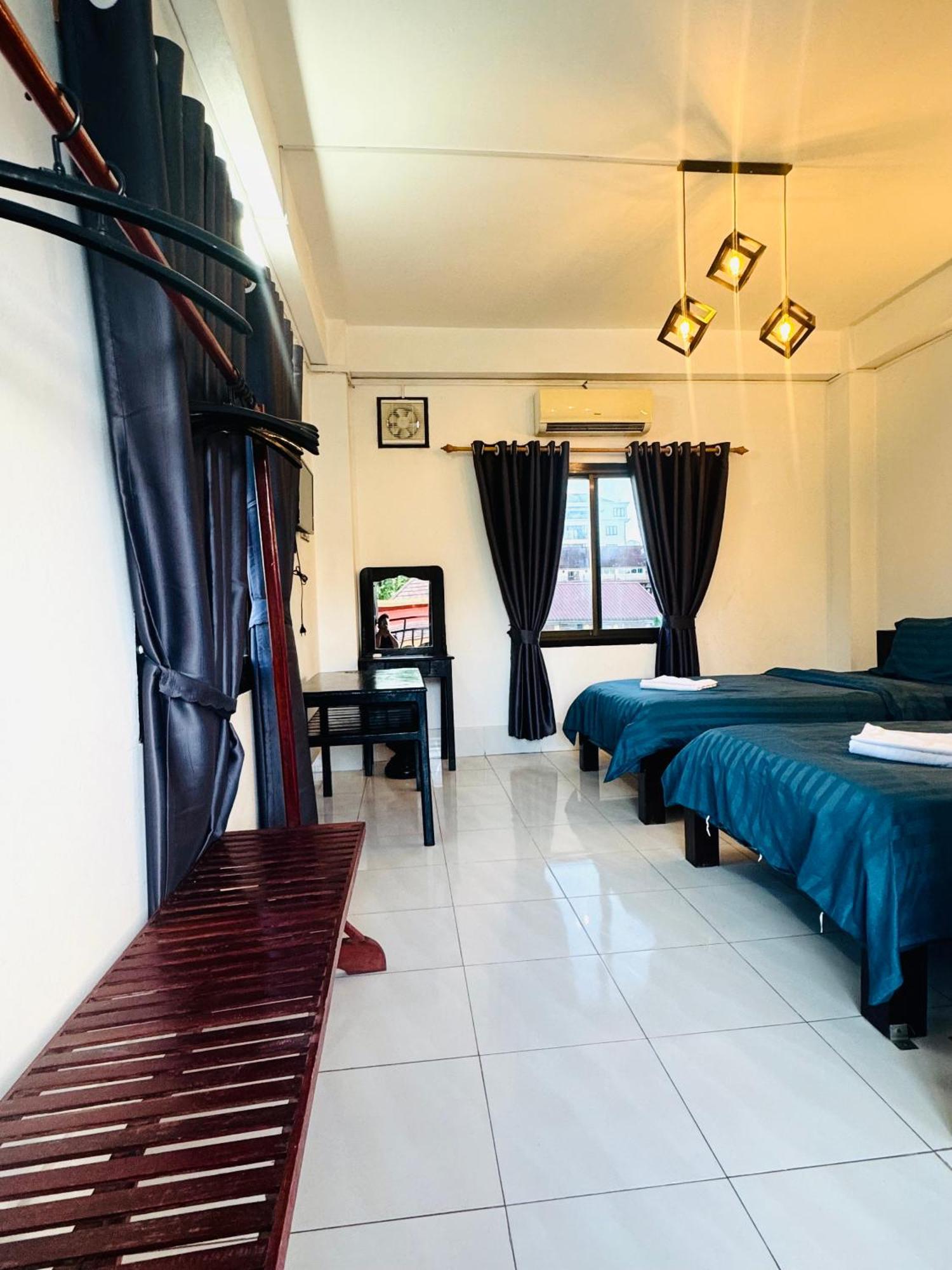 Vang Vieng Backpackers Hostel Exteriér fotografie