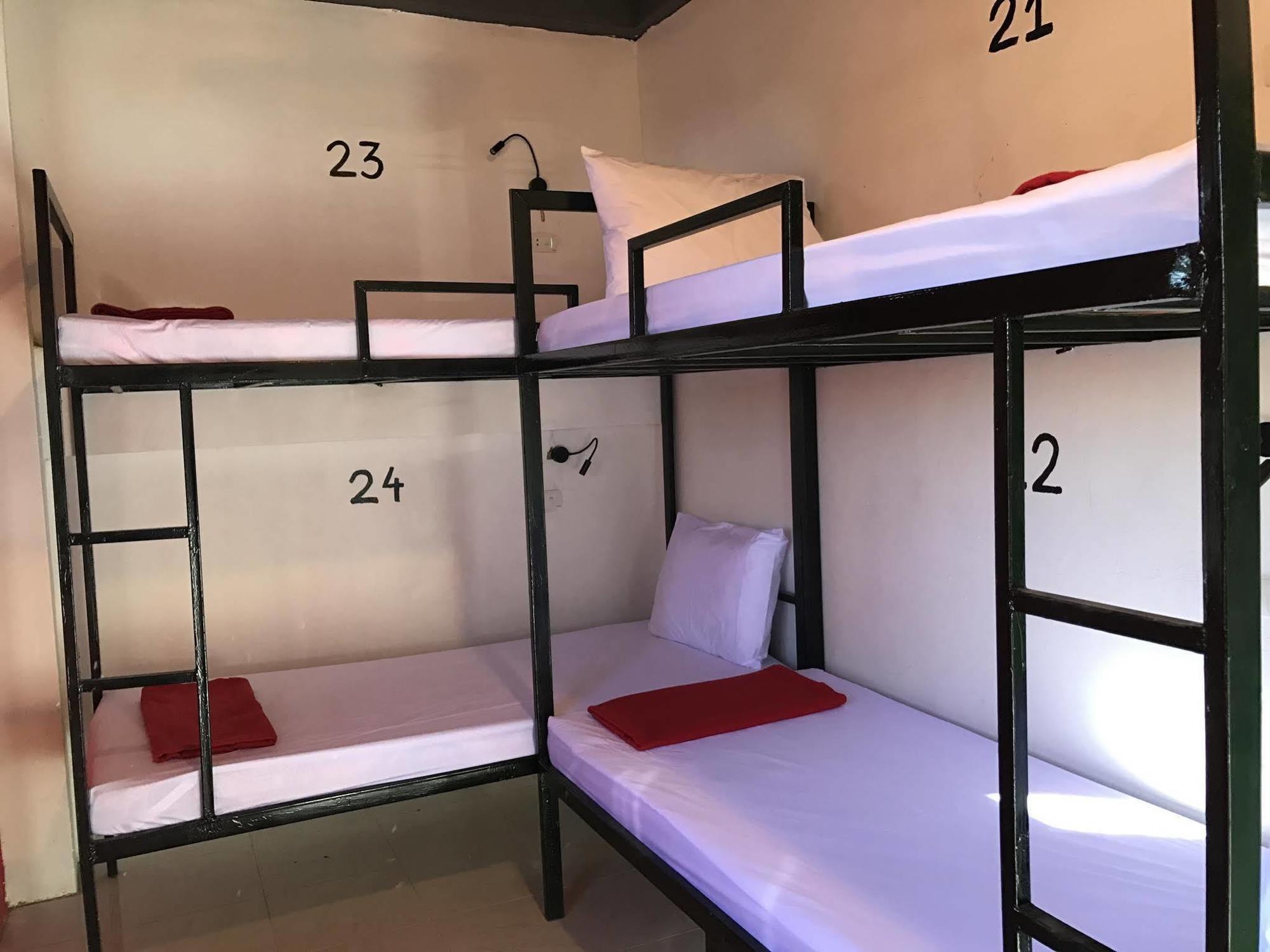 Vang Vieng Backpackers Hostel Exteriér fotografie